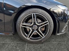 Fahrzeugabbildung Mercedes-Benz CLA 220d Shooting Brake AMG-Line Night Navi Pano