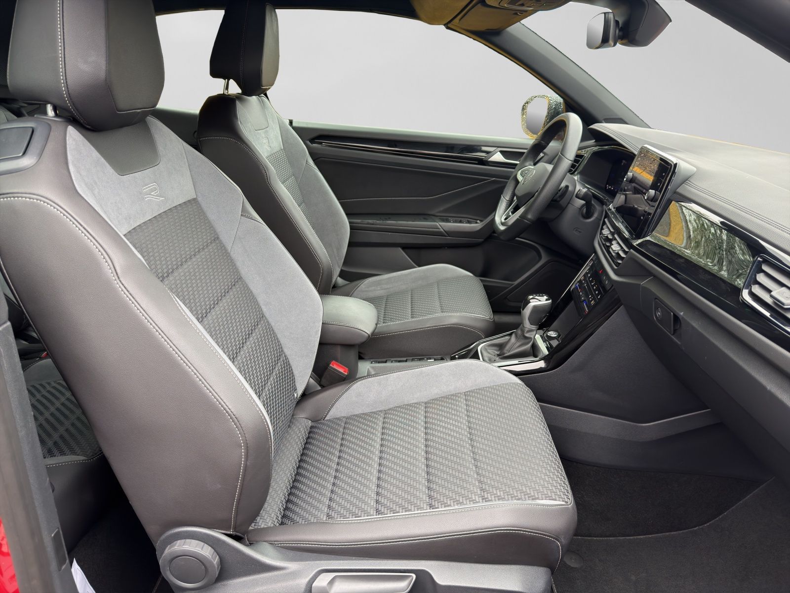 Volkswagen T-Roc - Bild 5