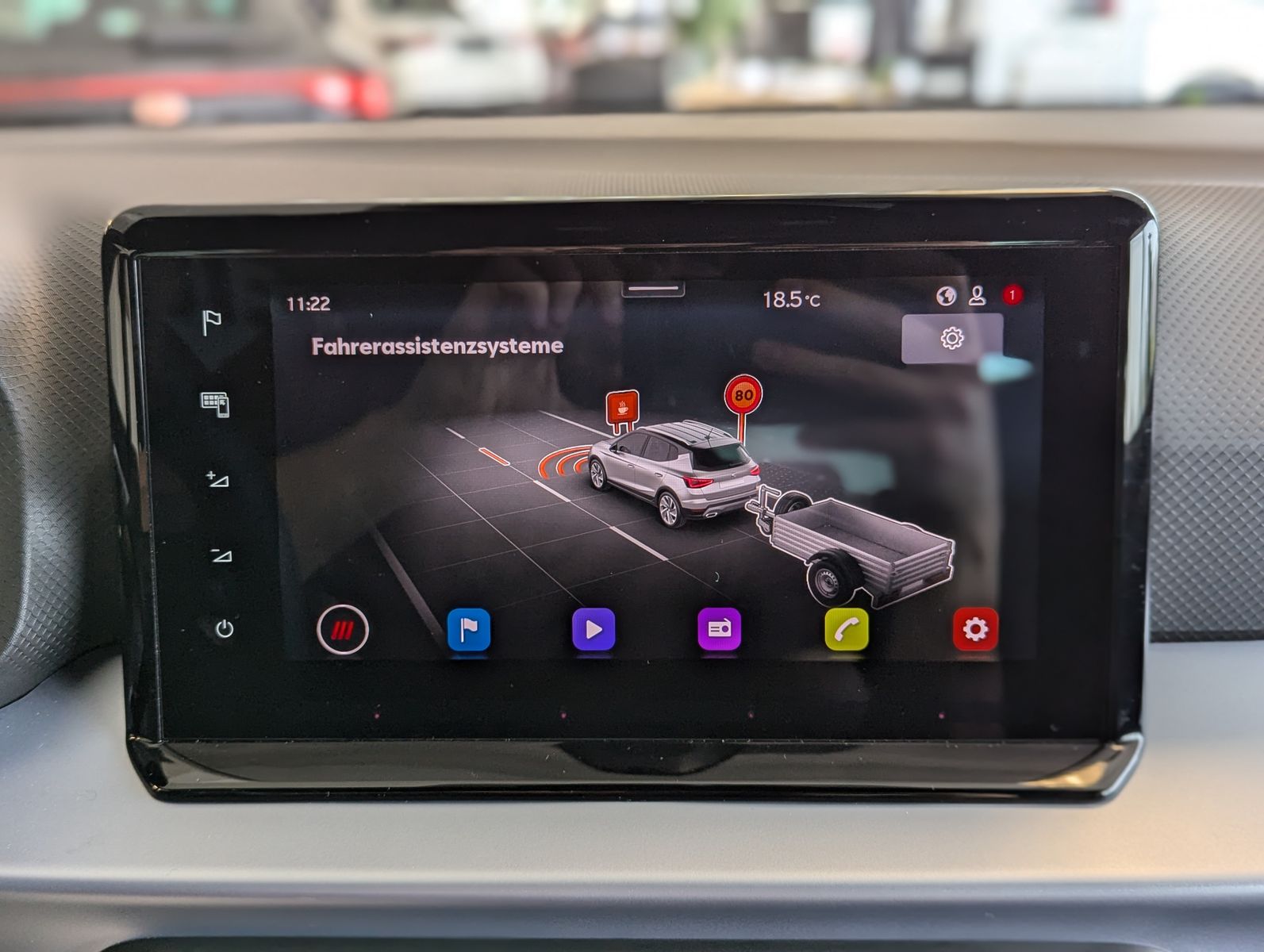 Fahrzeugabbildung SEAT Arona 1.0 TSI FR DSG LED Dinamica ACC AHK Kamera