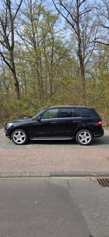 Mercedes-Benz ML 350 BlueTEC 4MATIC - - Mercedes-Benz ML-Klasse von privat