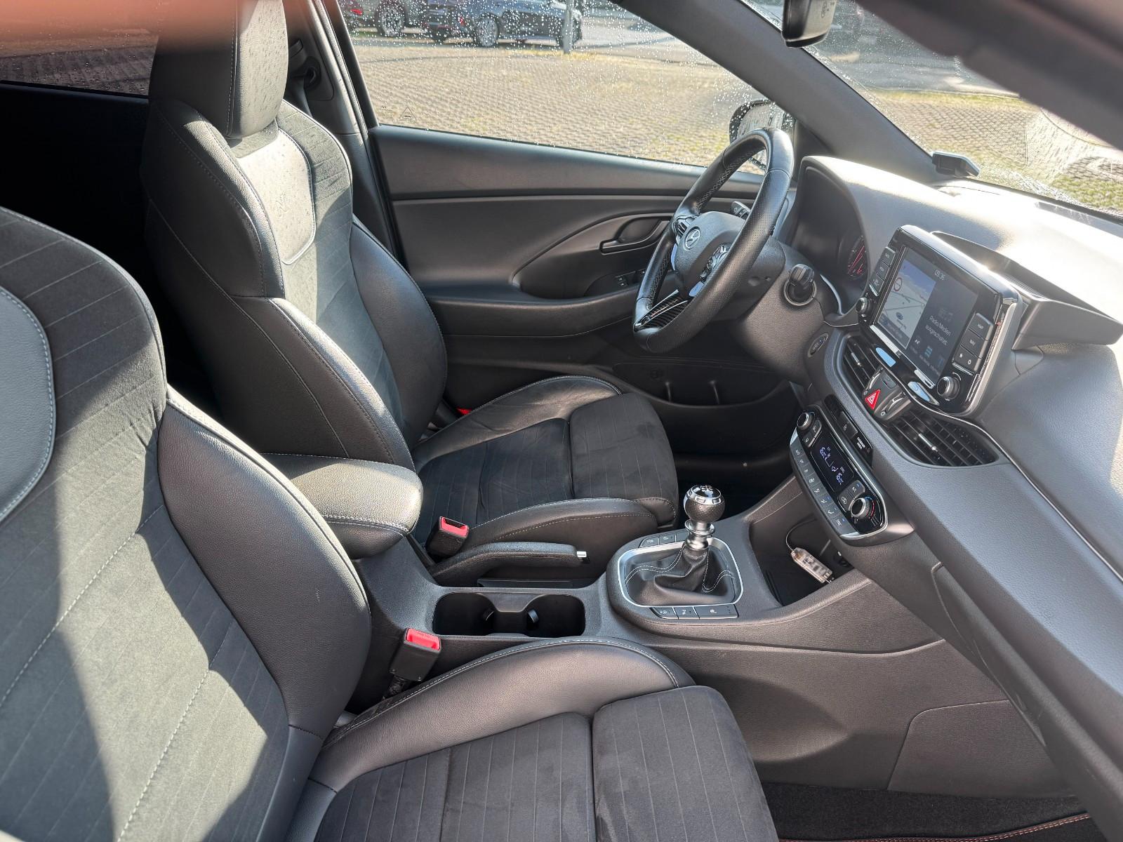HYUNDAI I30 - N PERFORMANCE - 275 CV - BVM - CAMÉRA DE RECUL