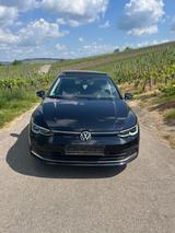 Volkswagen Golf 1.5 TSI OPF Style Glasdach uvm. - Volkswagen Golf: Gl