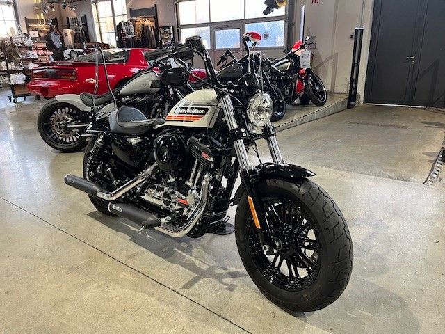 Fahrzeugabbildung Harley-Davidson Forty Eight 1200 Special Miller Auspuff