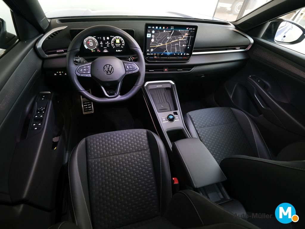 Volkswagen T-Roc eTSI DSG R-Line HUD Kamera Matrix LM 20 foto 5