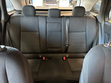 MYAUTOCENTER – Gebraucht- und Jahreswagen mit Werkstattservice in Pfaffenhofen Mercedes-Benz GLC *TÜVSERVICE NEU*TEMPO*AHK*SitzHZ*NAV*PDC*