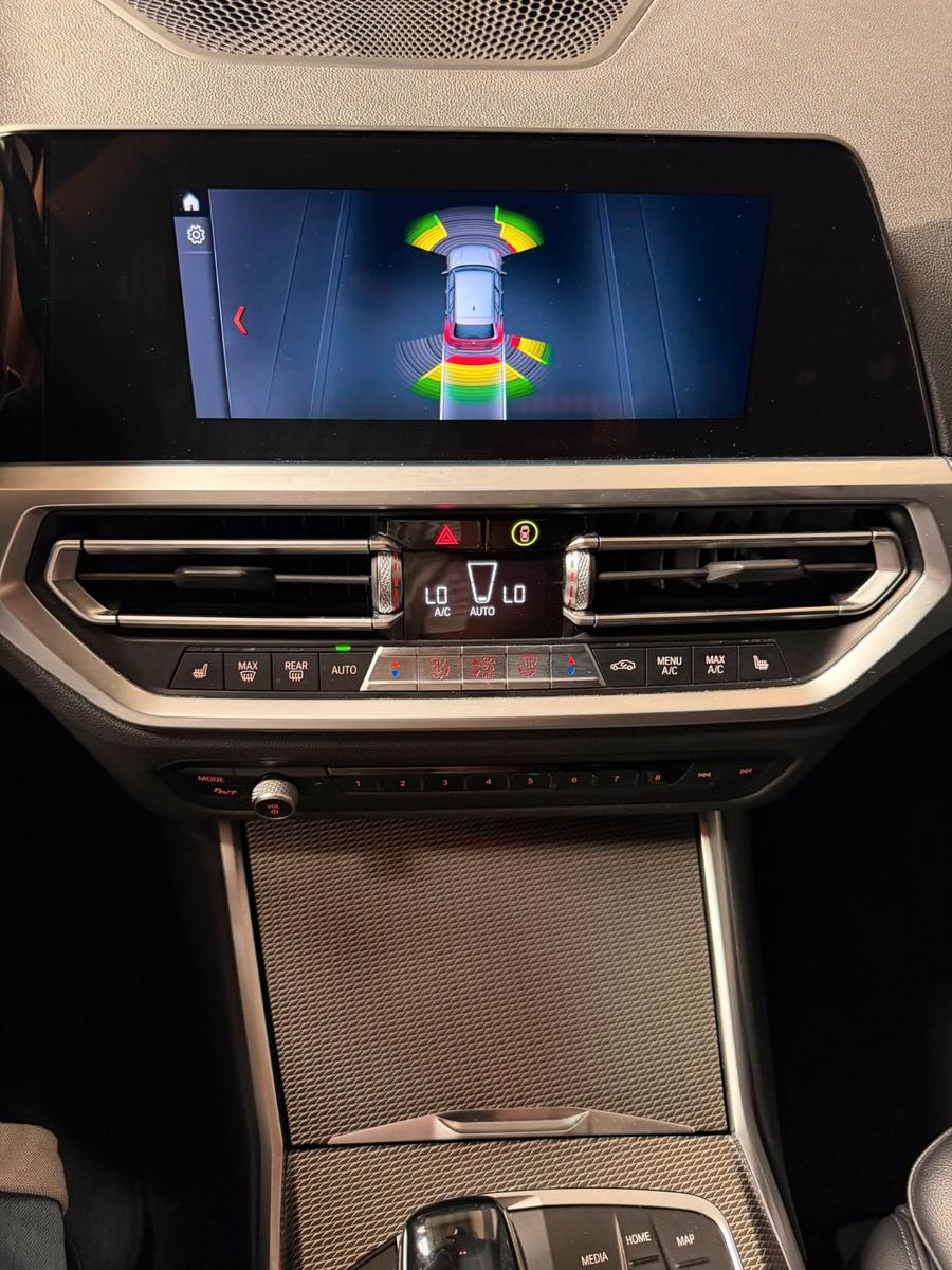 BMW 330i Touring M-Paket
