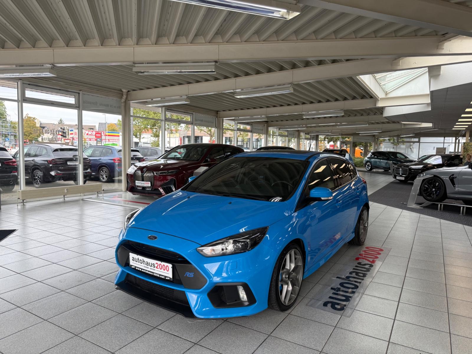 Ford Focus RS 2.3 EcoBoost 350 ch • 4x4 • Recaro • Toit ouvrant • Brembo - Sony Premium