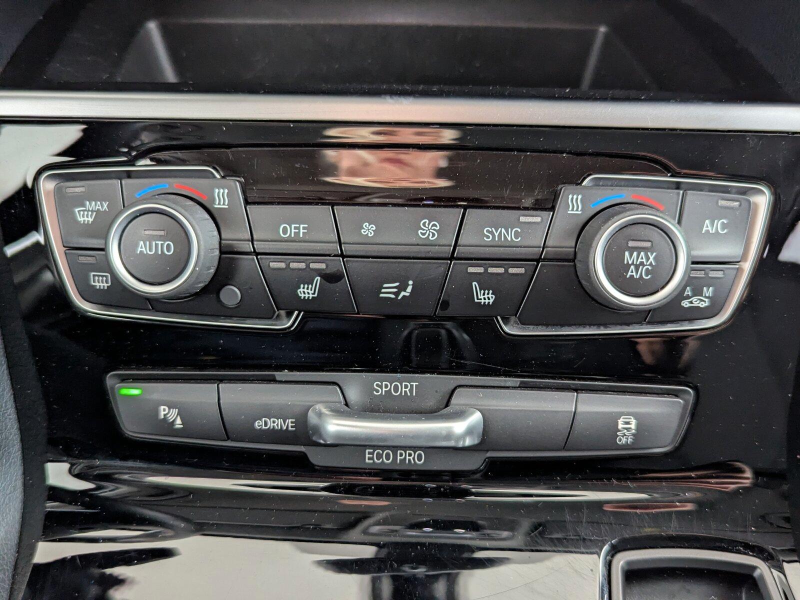 BMW 225xe AT Advantage LED+NAVI+SHZ+PDC+Autom./Klima