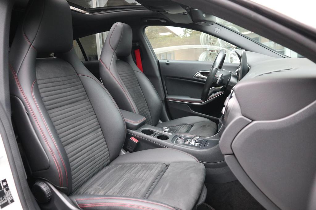 Mercedes-Benz CLA 45 AMG Shooting Brake