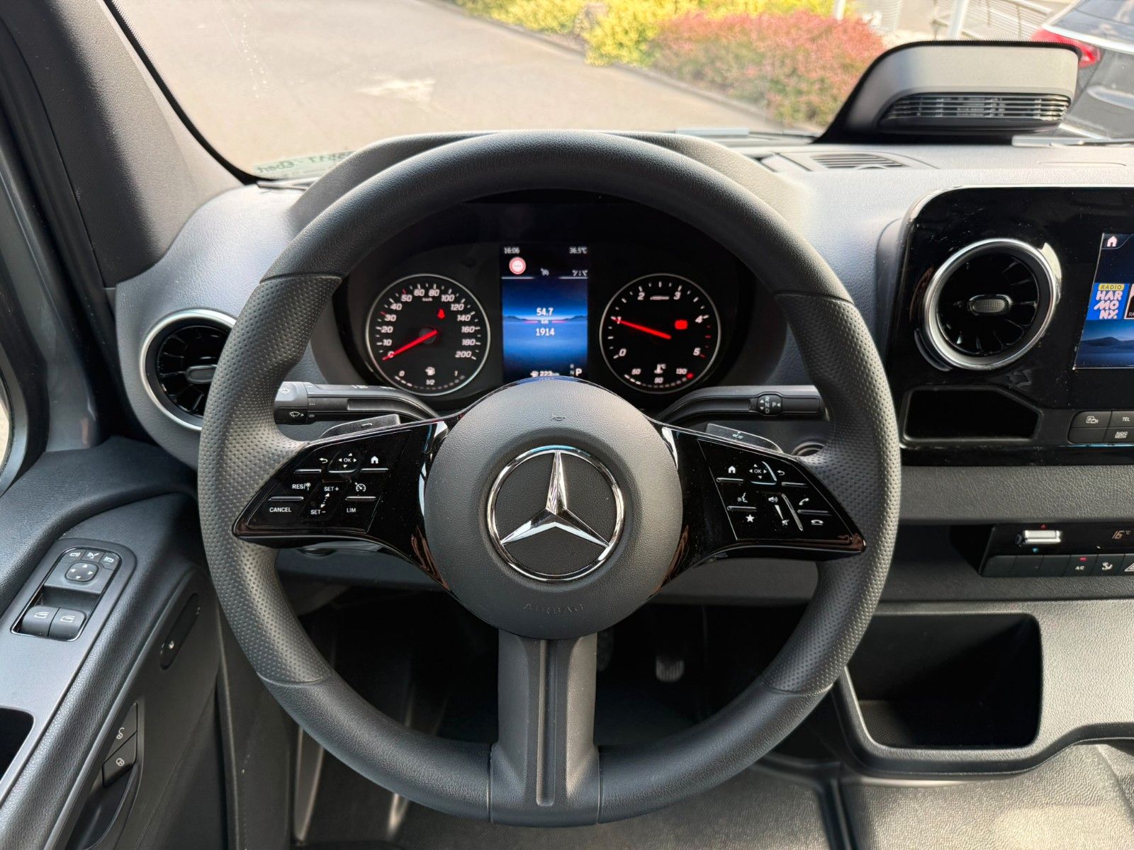 Fahrzeugabbildung Mercedes-Benz Sprinter 317 CDI 9G 3665 AHK3,5 Klima 360