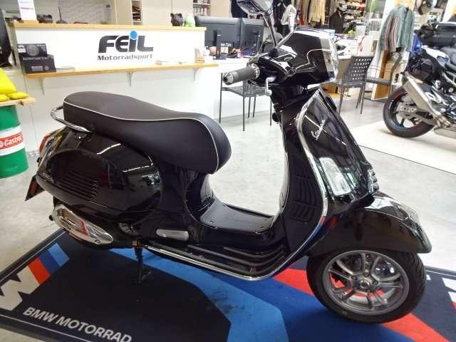 Vespa GTS 300 E5 schwarz