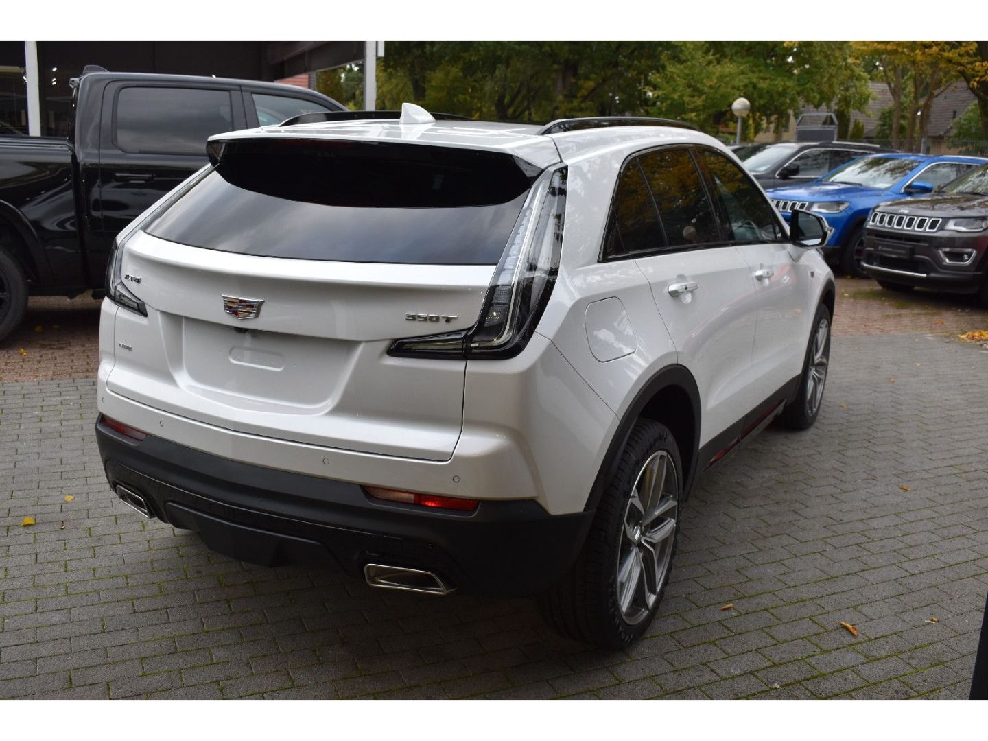 Fahrzeugabbildung Cadillac XT4 Sport 350T AWD+PANO+NAVI+LED+MEMORY+KAMERA+L