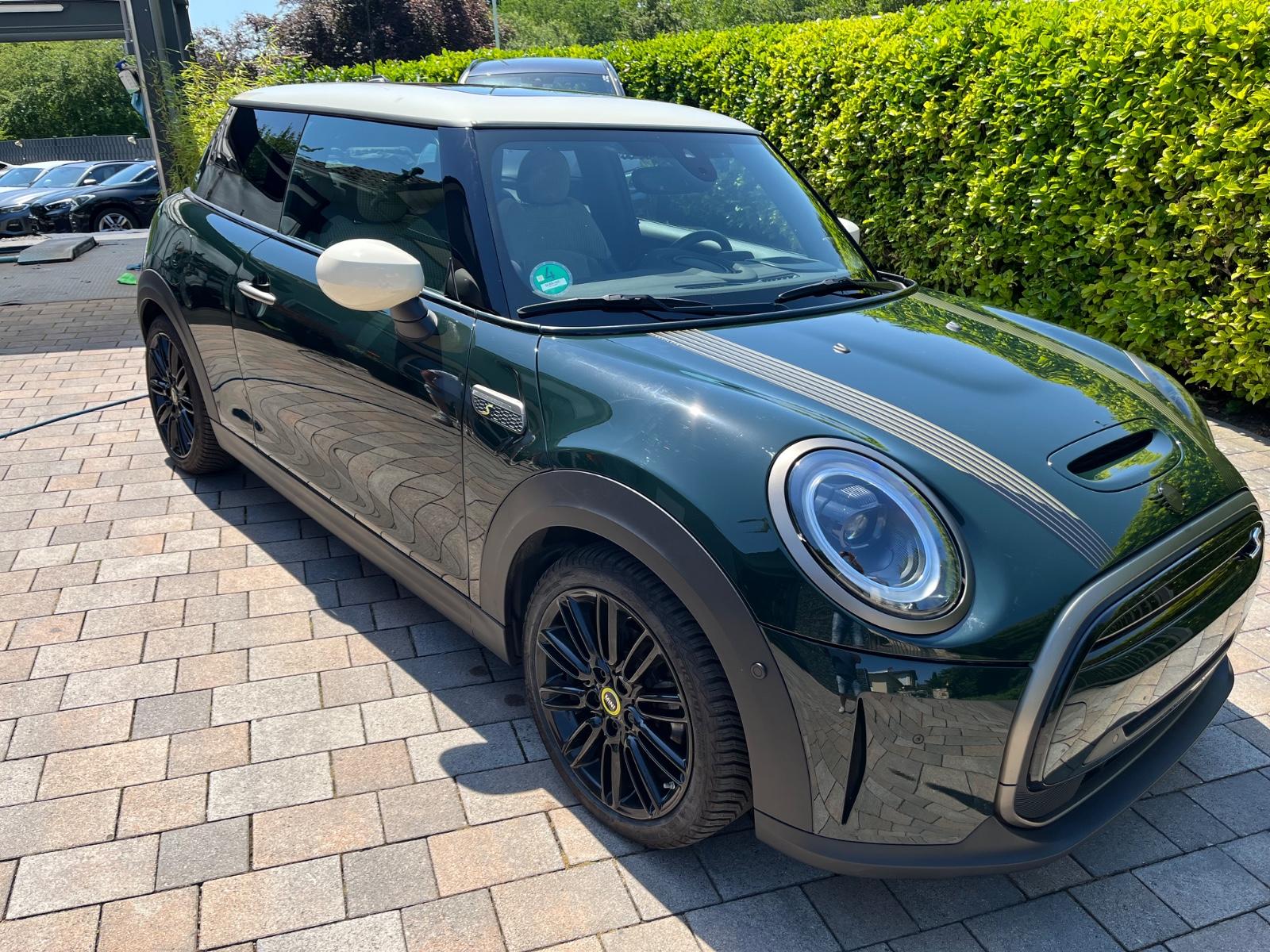 MINI Cooper SE Resolute Leder Pano HUD KAM H/K 17"