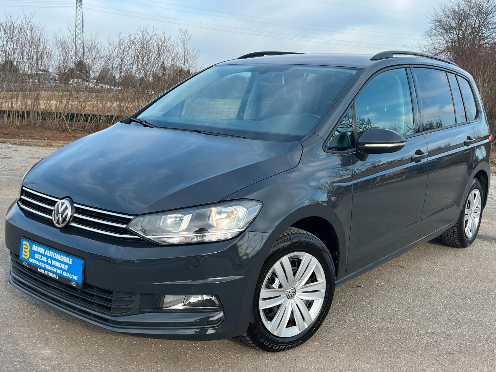 Volkswagen Touran Comfortline*7-Sitze *Kamera *ACC *Massage