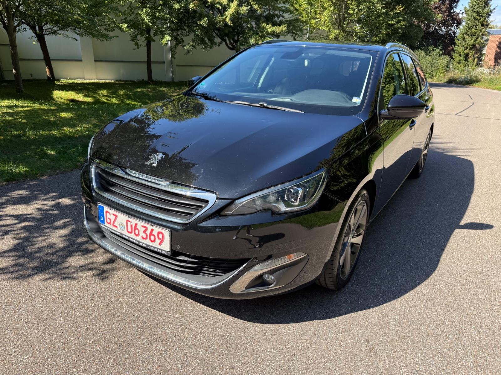 Peugeot 308 2015 — photo 11