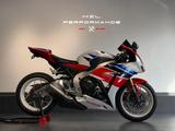 Honda CBR 1000 RR Fireblade SC 59 | 1.Hand | 12609 Km - Honda CBR1000RR-R Fireblade
