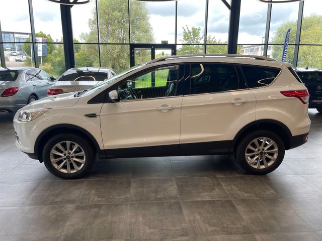 Ford Kuga Titanium EcoBoost *4x4*KAMERA*AHK*TOUCH*