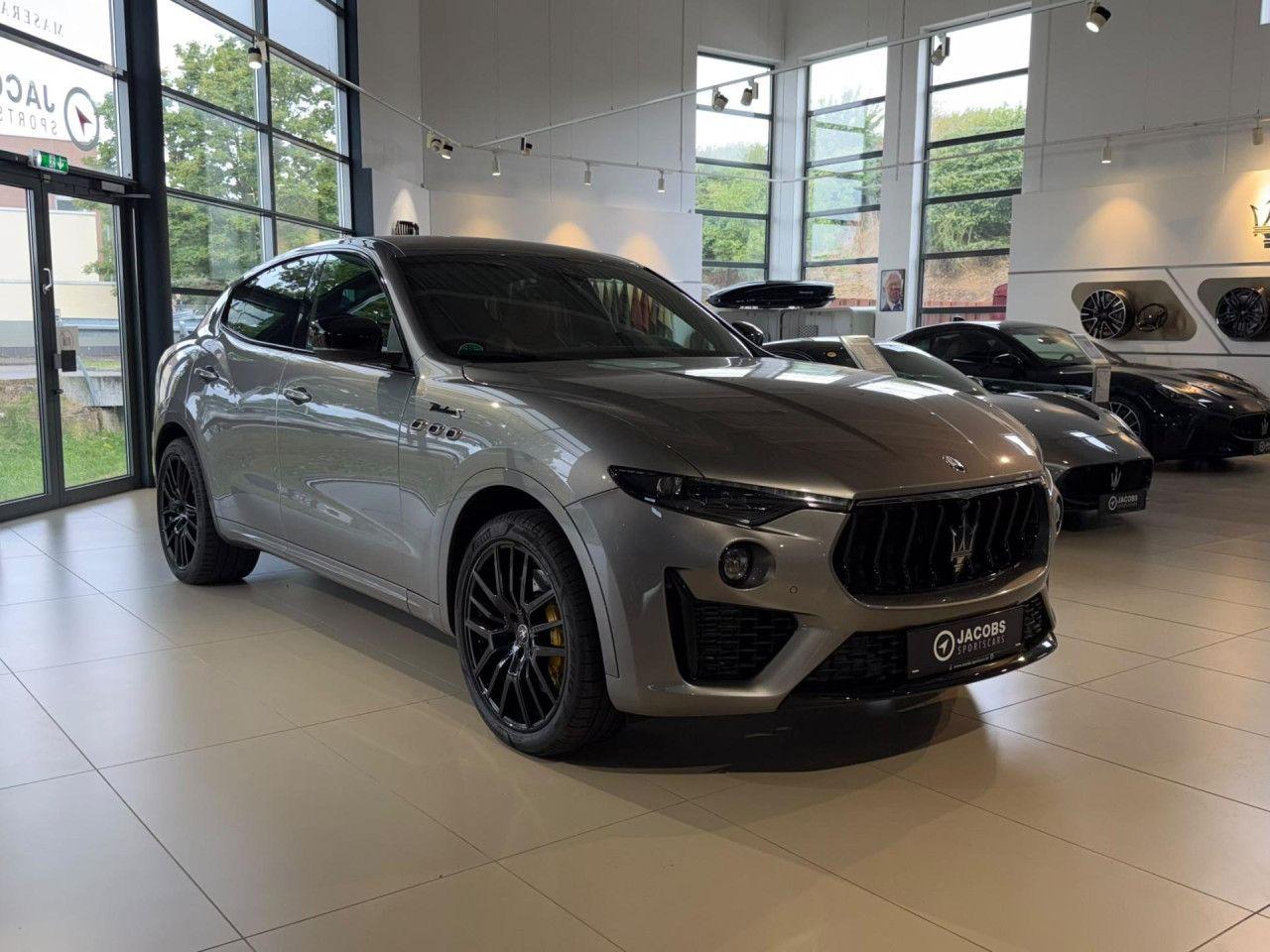 Maserati Levante Modena S Vollleder Klima Einparkhilfe