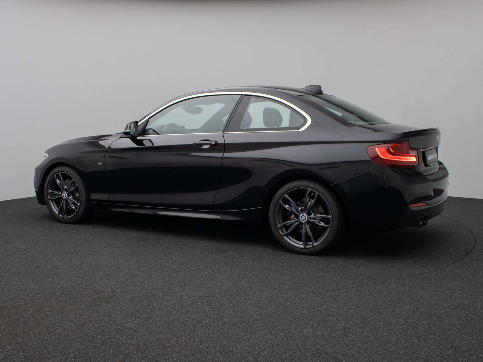 Fahrzeugabbildung BMW 228i Coupé M Sport NaviPro DAB HiFi Xenon PDC