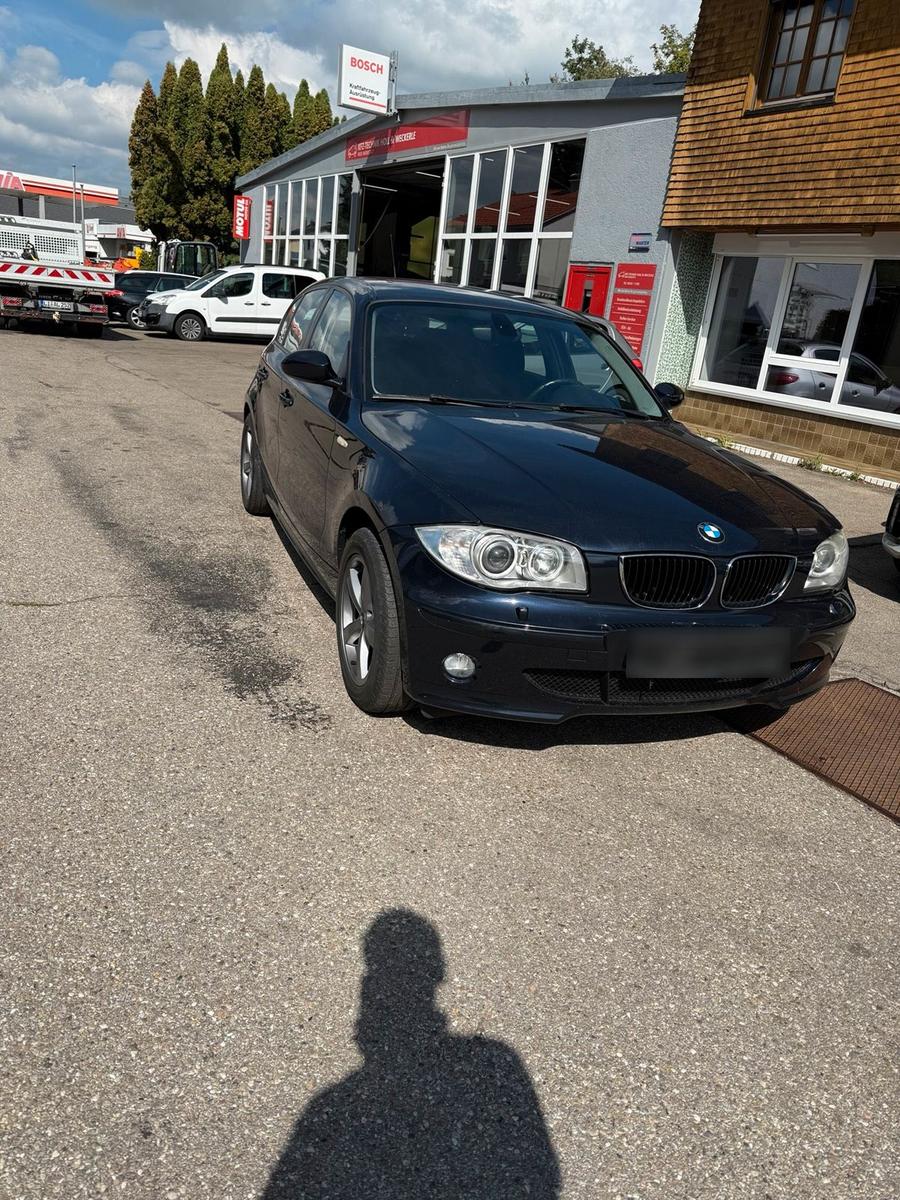 BMW 118, 2006