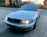 Opel Omega B 3.2 V6  - Opel Omega mit Benzin-Antrieb
