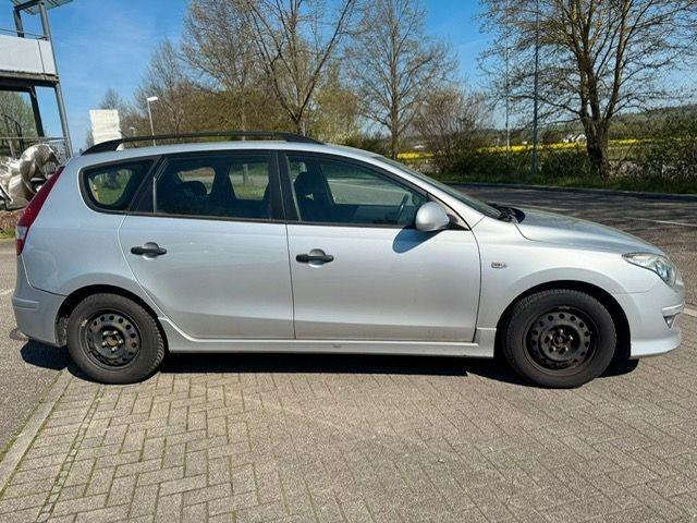 Hyundai i30 2010 — photo 5
