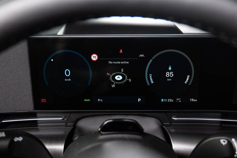 Fahrzeugabbildung Hyundai KONA Elektro 65,4kWh PRIME Leder Assi 2 BOSE 19