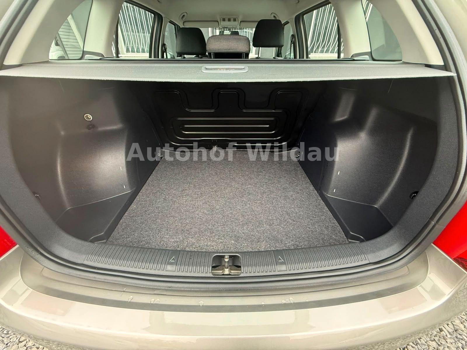Skoda Fabia 2009 — photo 9