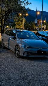 Volkswagen Golf 2.0 TDI SCR 85kW Variant -