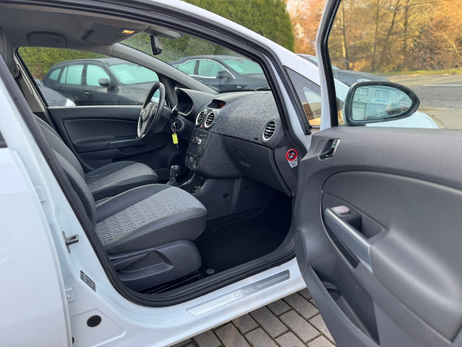 OPEL Corsa, 2011, Benzin, 101 PS