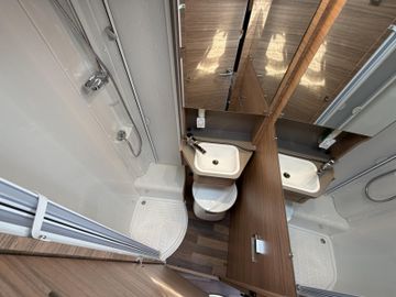 Weinsberg CaraCompact MB EDITION PEPPER 640 MEG AUTARK9-G