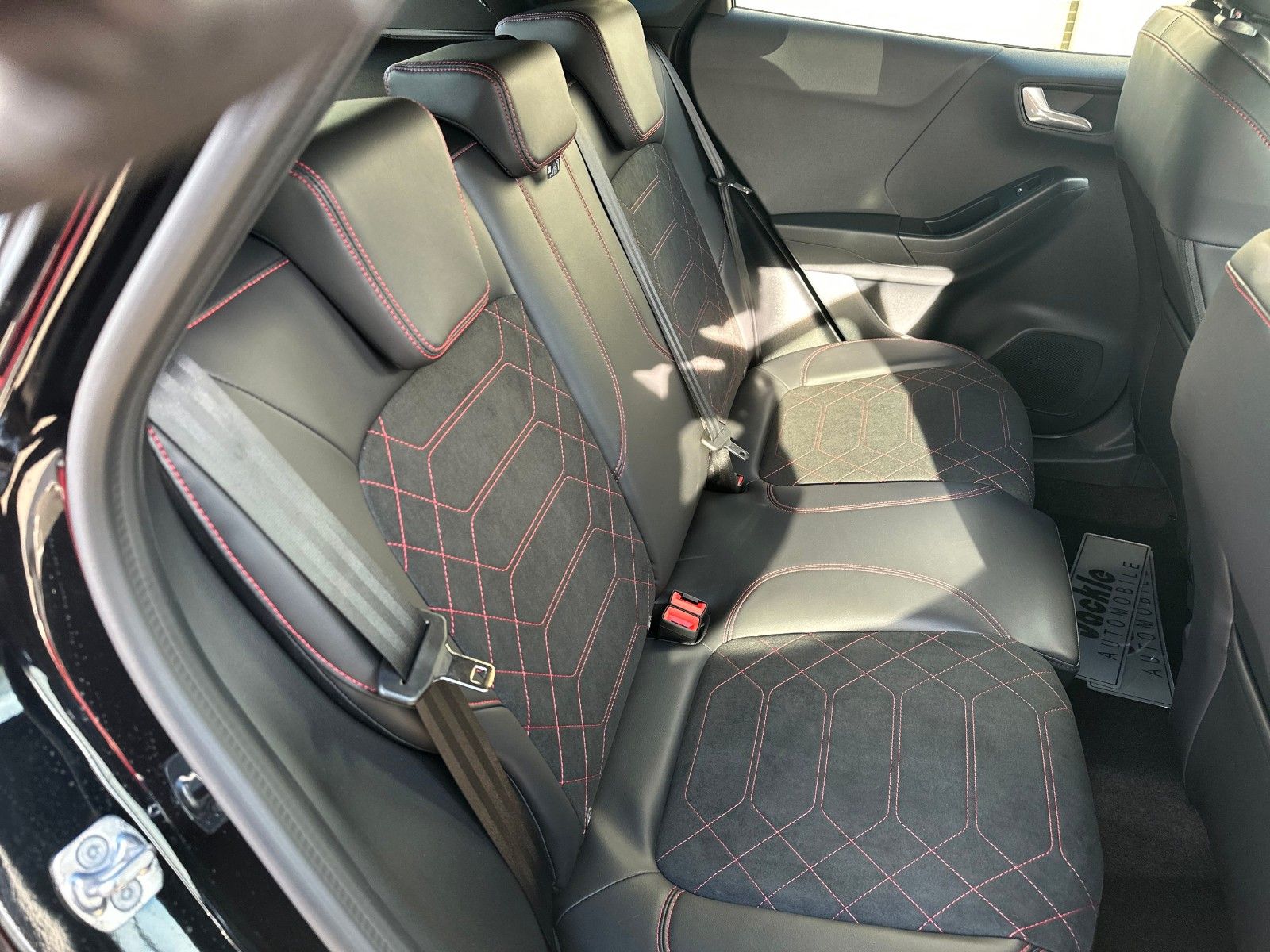 Fahrzeugabbildung Ford Puma ST-Line X, FAHRASSISTENZPAKET