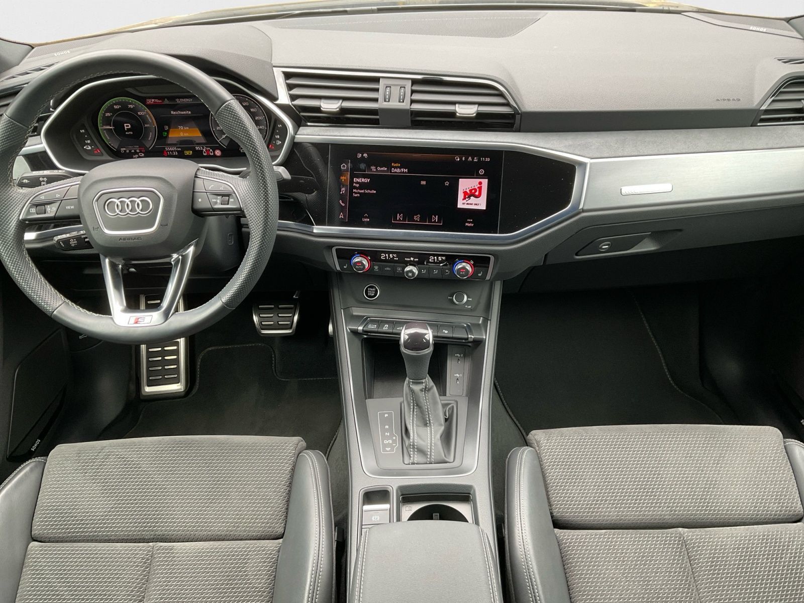 Audi Q3 45 TFSI e S line Matrix SONOS Carplay Navi foto 11