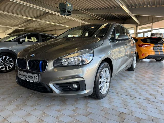 BMW 220i Active Tourer Advantage *AHK-Navi-PDC*