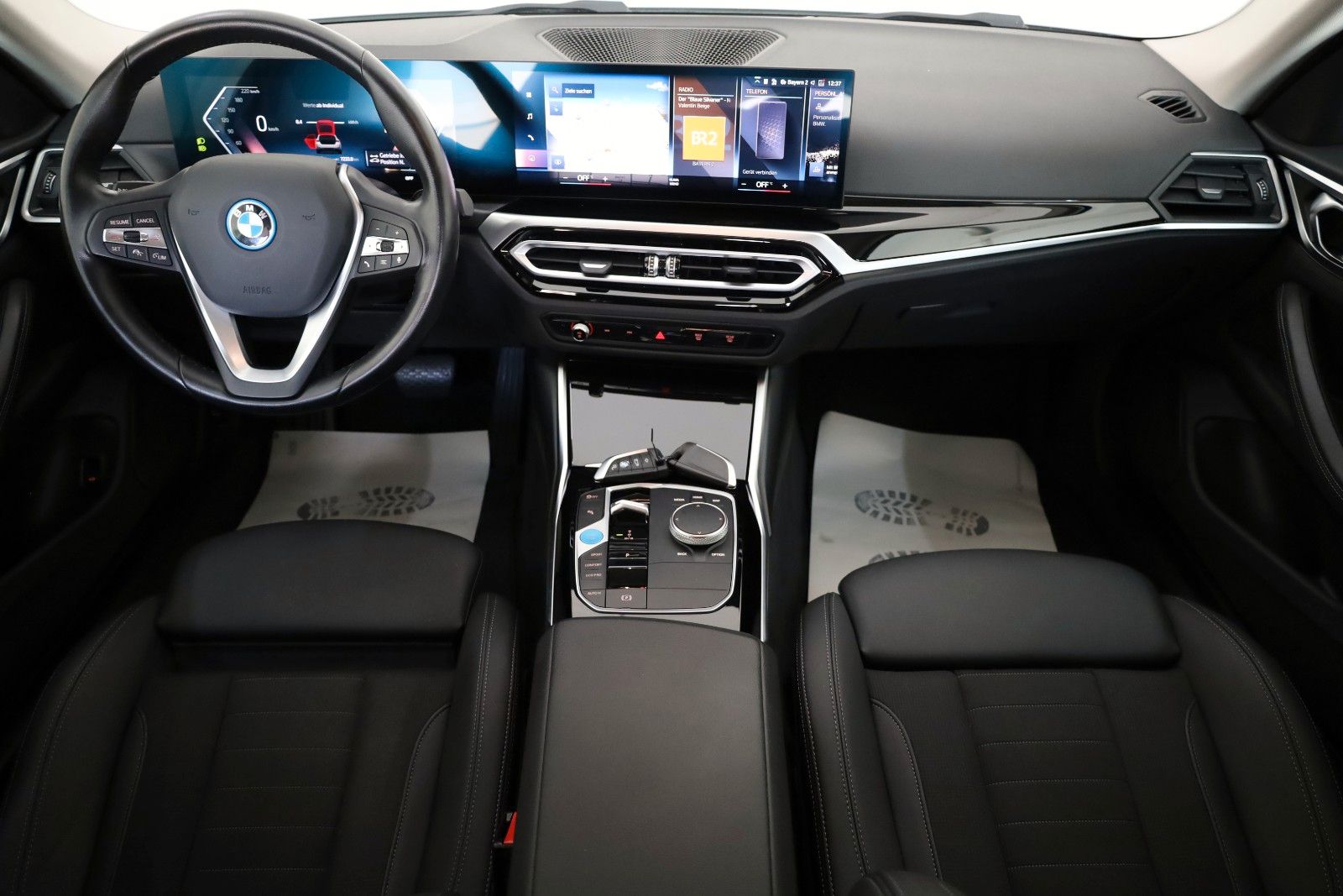 Fahrzeugabbildung BMW i4 Gran C. 35 eDrive,Leder,Navi,LED,SH,Kamera+WR