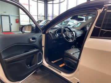 Jeep Compass Limited 4WD Aut. *NAVI*LEDER*AHK*LEDER*