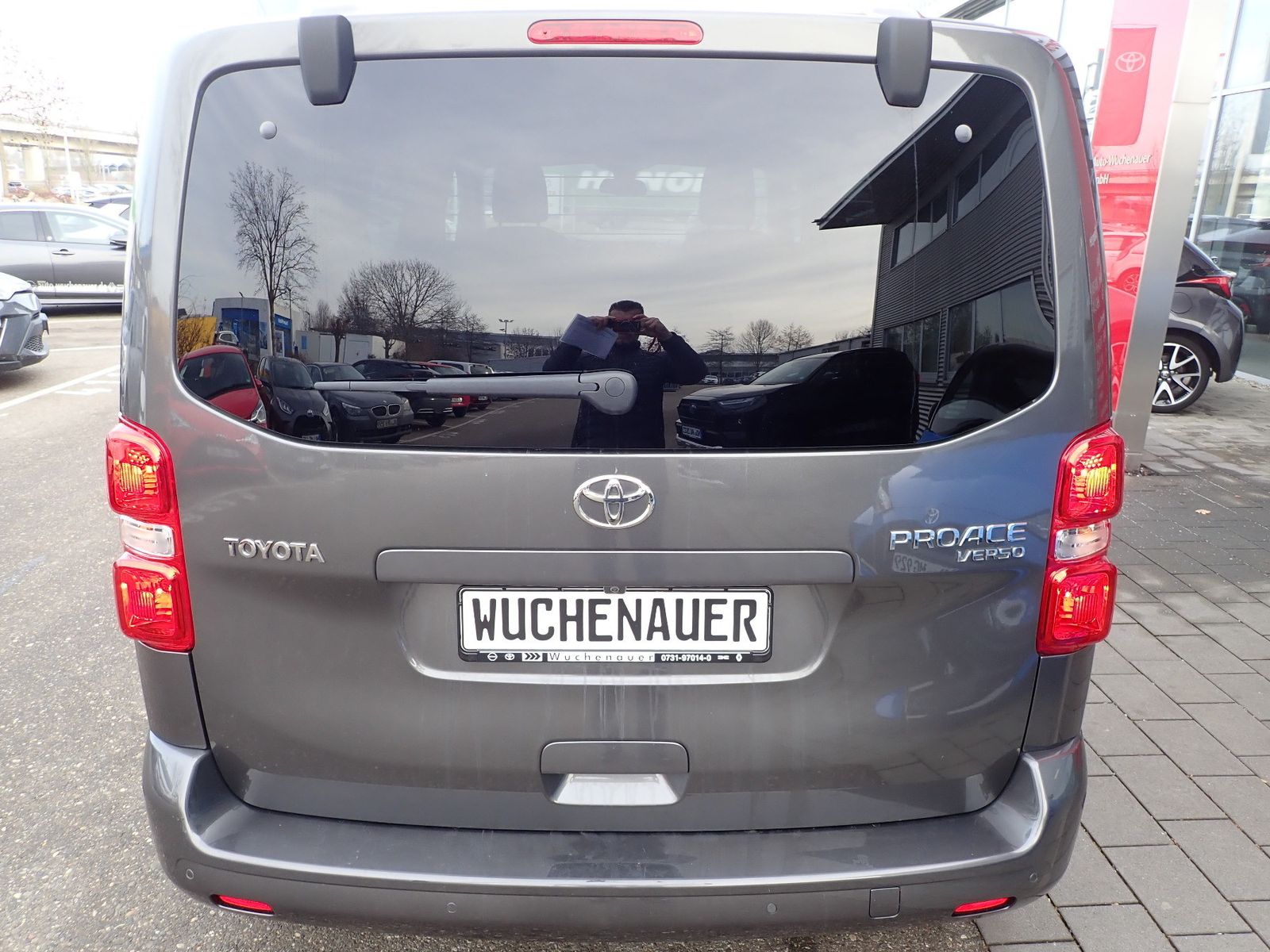 Fahrzeugabbildung Toyota Proace Verso 2.0 D L1 Team D, 8-Sitzer