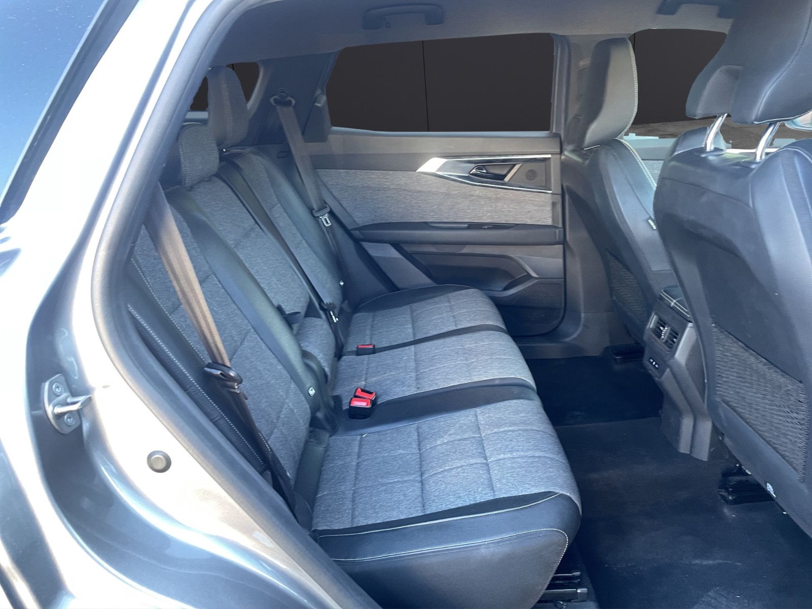 Fahrzeugabbildung Renault Espace VI Techno E-Tech Hybrid*7Sitzer*Navi*