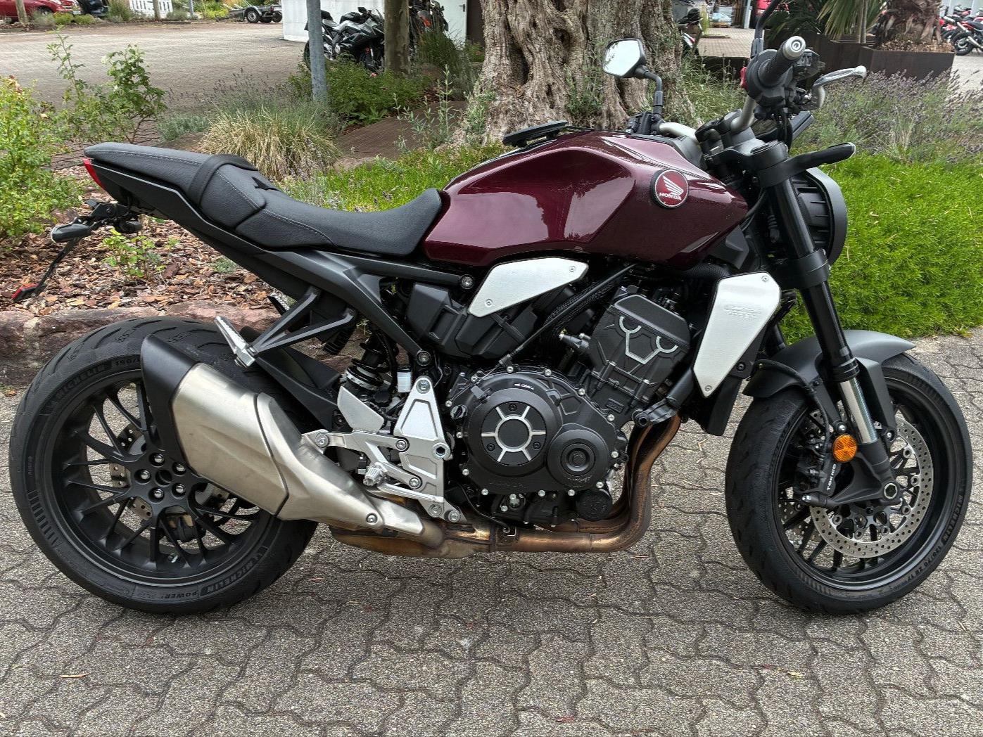 Honda CBR1000R
