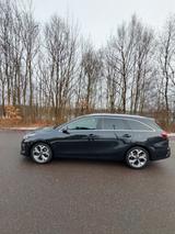 Kia cee'd / Sportwagen 1.6 CRDi Automatik - Kia Gebrauchtwagen von 2021