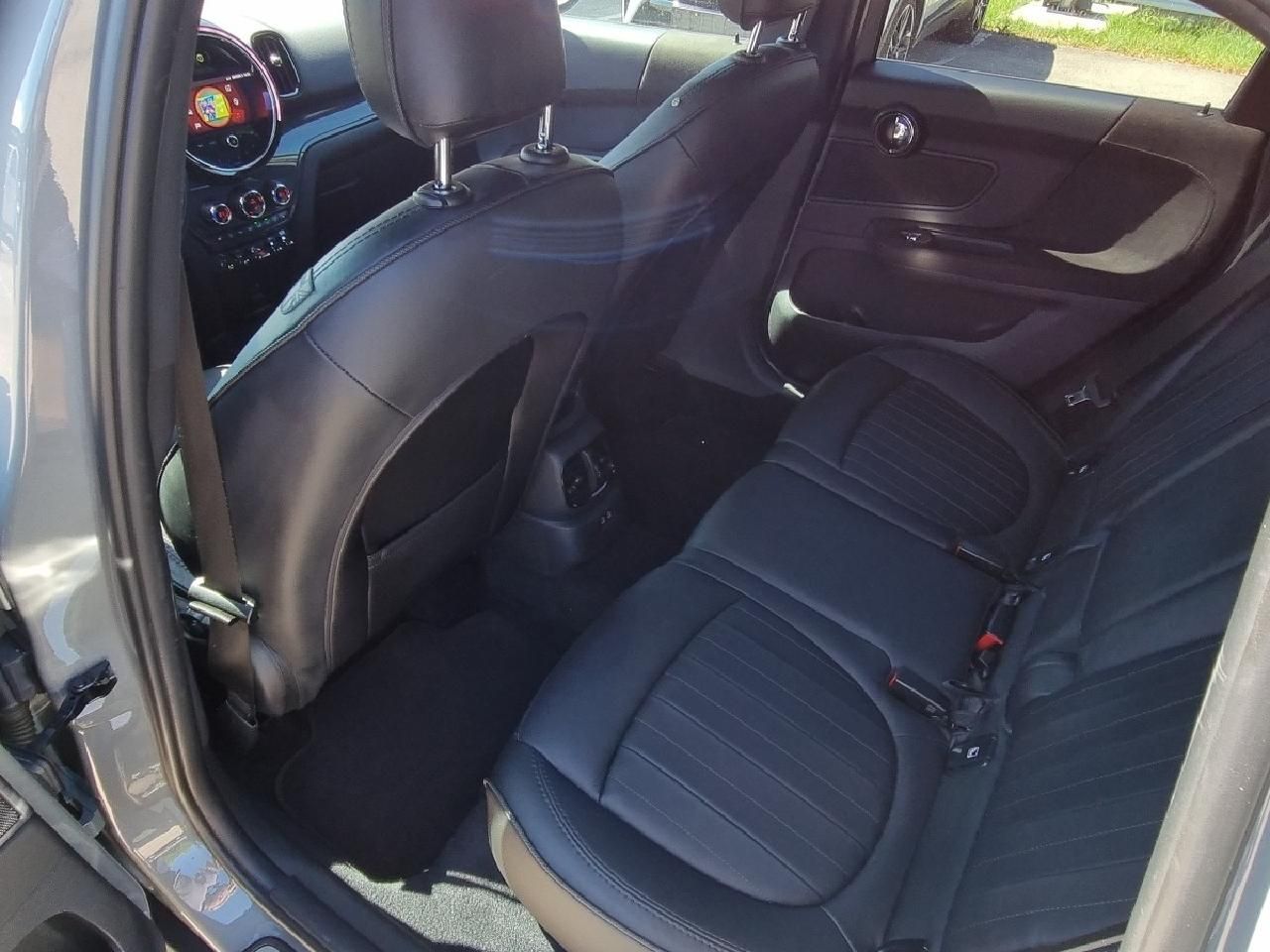 Fahrzeugabbildung MINI Countryman Cooper All4 *AHK