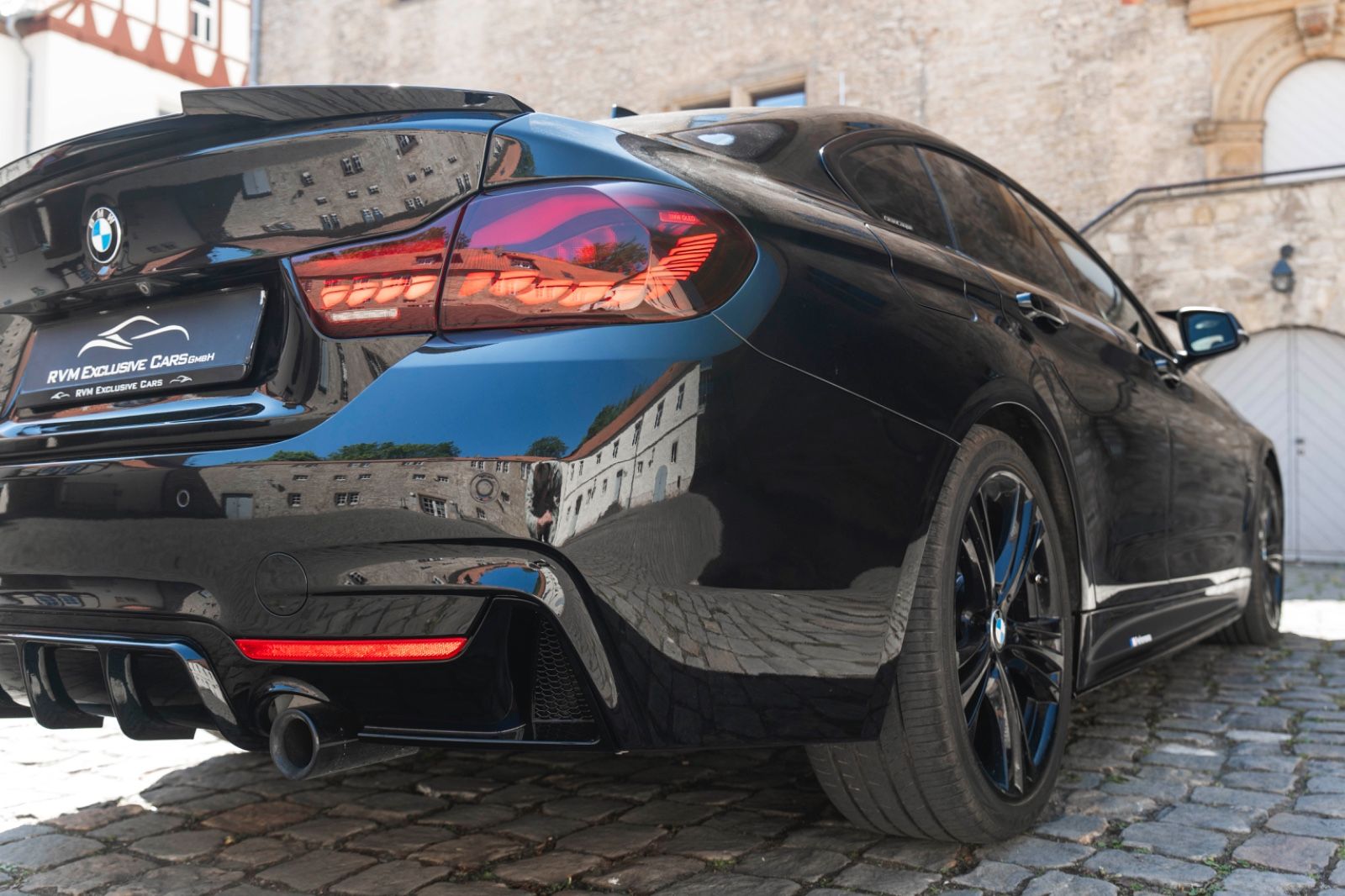 Fahrzeugabbildung BMW 435i Gc M-Performance HUD H&K LED KAM NAV ALC