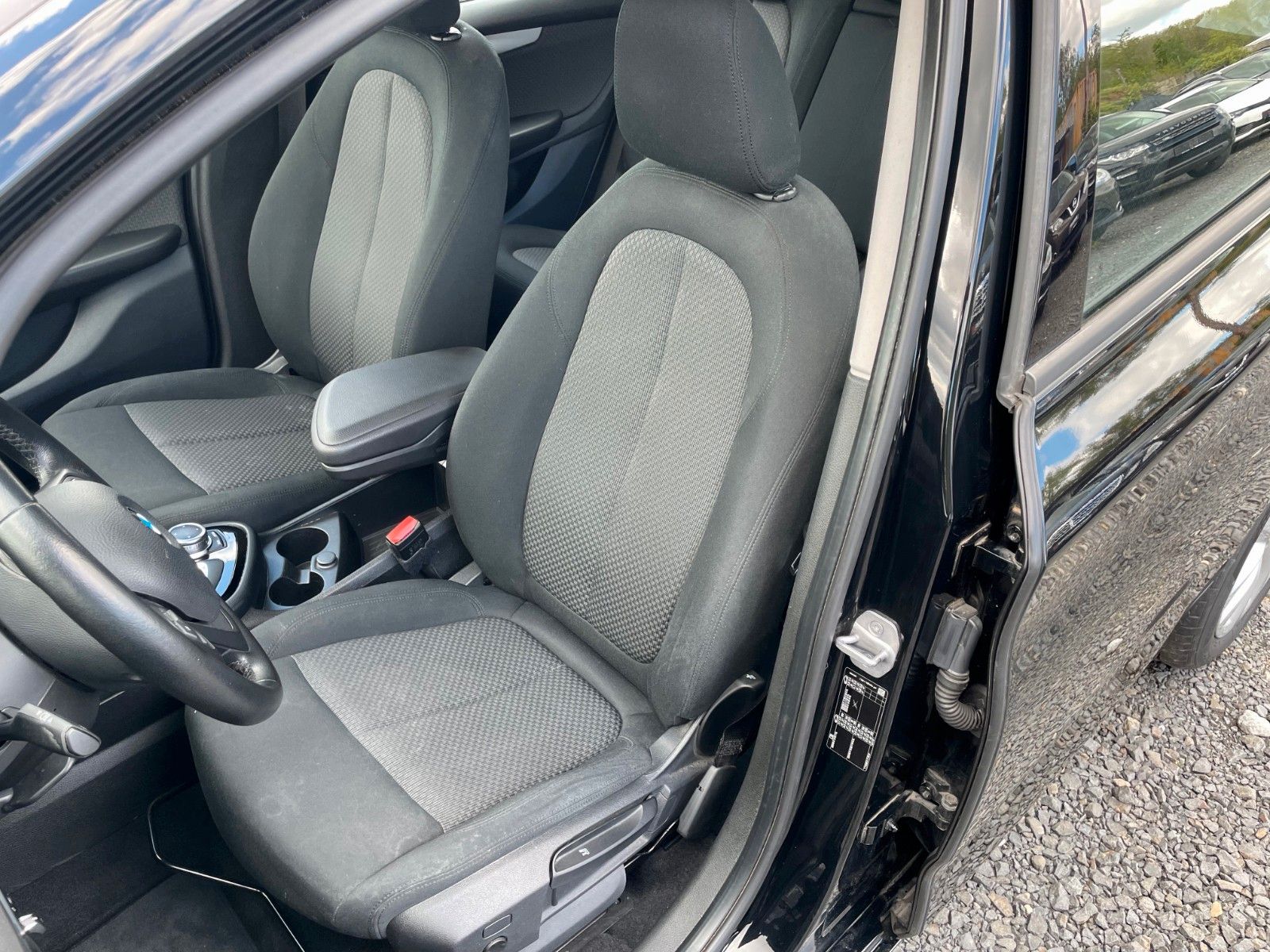 Fahrzeugabbildung BMW 218d Gran Tourer Aut. Navi 17"LMR Scheckheft 1HD