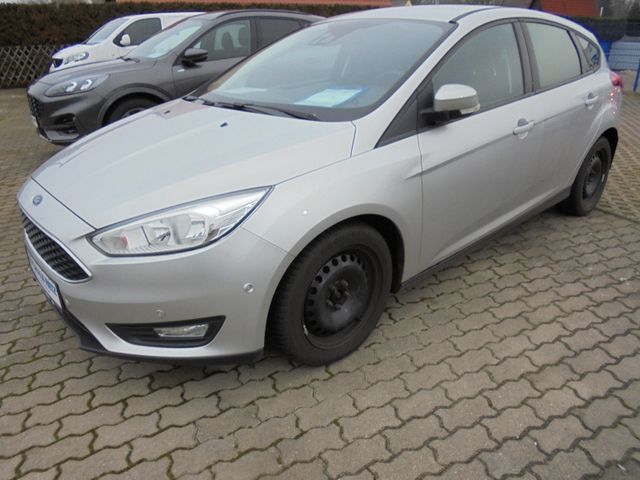 Ford Focus 1,0 EcoBoost 92kW Business