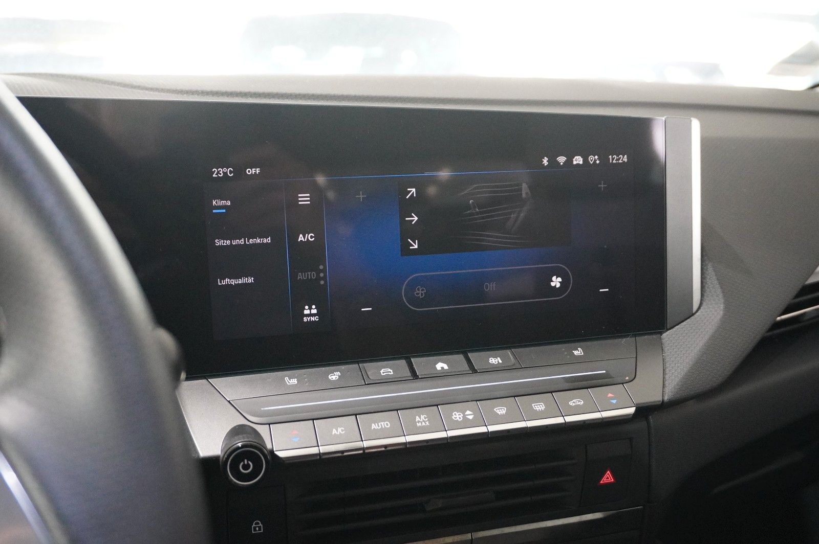 Fahrzeugabbildung Opel Astra L Lim. 1.2T ELEGANCE NAVI/LED/KAMERA/SPORT