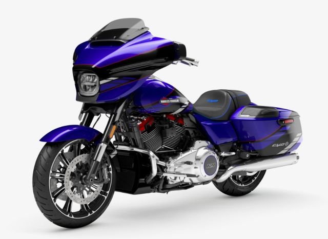 Harley-Davidson CVO Street Glide "Gold-Status?" Ruft uns an!