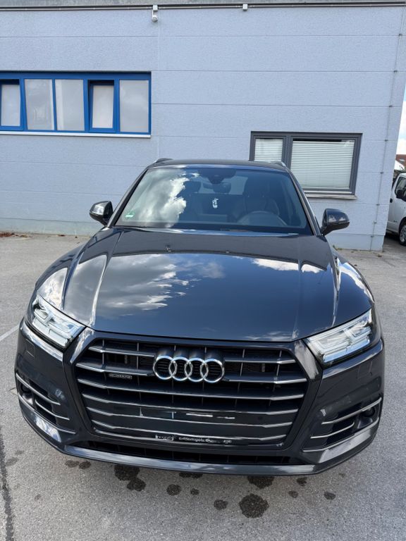Image of Audi Q5