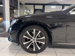 MERCEDES-BENZ E 300 e Avantgarde/2.HAND/LED/CAM/NAVI/SHZ/TOP! MERCEDES-BENZ E 300 e Avantgarde/2.HAND/LED/CAM/NAVI/SHZ/TOP!