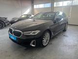 BMW 530d Touring xDrive Luxury Line*ACC*LED*KAM*AHK