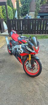 Aprilia Tuono v4 Factory - APRILIA TUONO FACTORY